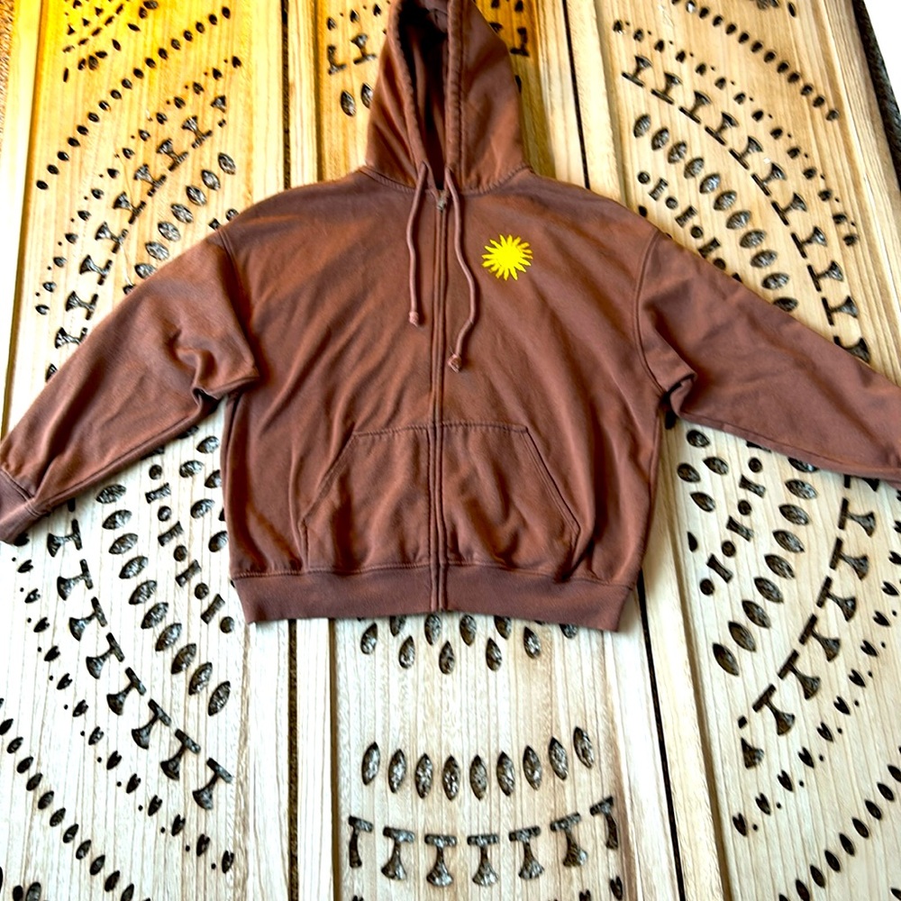 ✨Hurry Sale Special✨ H&M sunflower hoodie worn but in good condition